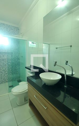 Casa à venda com 393m², 4 quartos e 2 vagasBanheiro Social