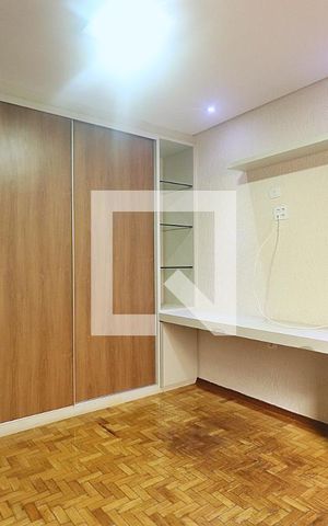 Casa à venda com 393m², 4 quartos e 2 vagasQuarto 2