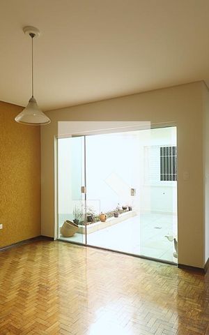 Casa à venda com 393m², 4 quartos e 2 vagasCopa