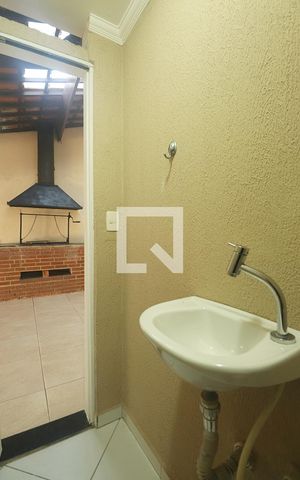 Casa à venda com 393m², 4 quartos e 2 vagasLavabo