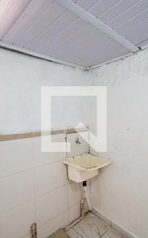 Casa para alugar com 35m², 1 quarto e sem vaga Casa para alugar com 35m², 1 quarto e sem vagaLavanderia