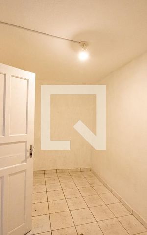 Casa para alugar com 35m², 1 quarto e sem vaga Casa para alugar com 35m², 1 quarto e sem vagaQuarto