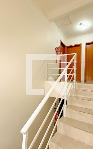 Apartamento para alugar com 60m², 2 quartos e 1 vagaEscada
