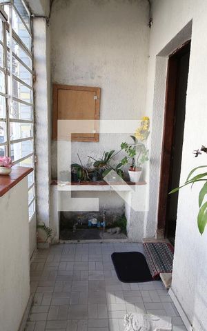 Casa para alugar com 80m², 3 quartos e sem vagaVaranda
