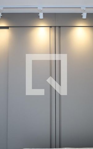 Apartamento à venda com 30m², 1 quarto e sem vagaQuarto - Armários