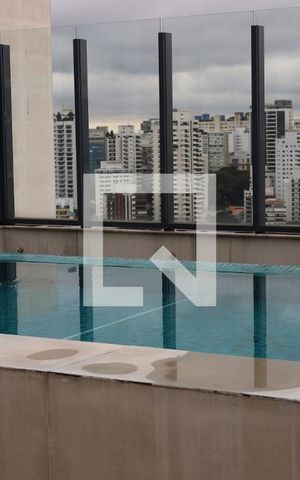 Apartamento à venda com 30m², 1 quarto e sem vagaÁrea comum - Piscina