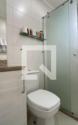 Apartamento para alugar com 144m², 3 quartos e 3 vagas Apartamento para alugar com 144m², 3 quartos e 3 vagasBanheiro da Suíte 2