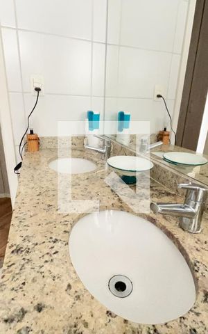 Apartamento para alugar com 144m², 3 quartos e 3 vagas Apartamento para alugar com 144m², 3 quartos e 3 vagasBanheiro da Suíte 1