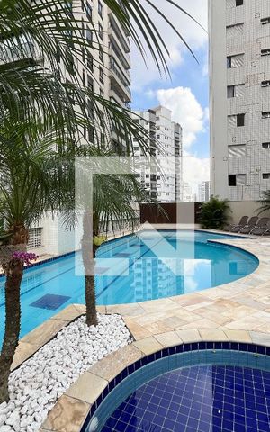 Apartamento para alugar com 144m², 3 quartos e 3 vagas Apartamento para alugar com 144m², 3 quartos e 3 vagasÁrea comum - Piscina