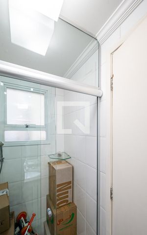 Apartamento à venda com 146m², 3 quartos e 2 vagas Apartamento à venda com 146m², 3 quartos e 2 vagasBanheiro da Suíte 2