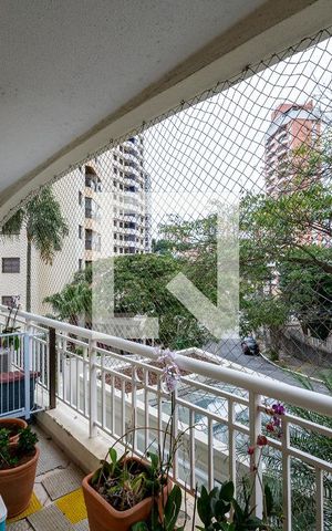 Apartamento à venda com 146m², 3 quartos e 2 vagas Apartamento à venda com 146m², 3 quartos e 2 vagasVaranda