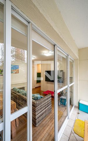 Apartamento à venda com 146m², 3 quartos e 2 vagas Apartamento à venda com 146m², 3 quartos e 2 vagasVaranda