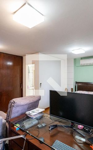 Apartamento à venda com 146m², 3 quartos e 2 vagas Apartamento à venda com 146m², 3 quartos e 2 vagasSuíte 1