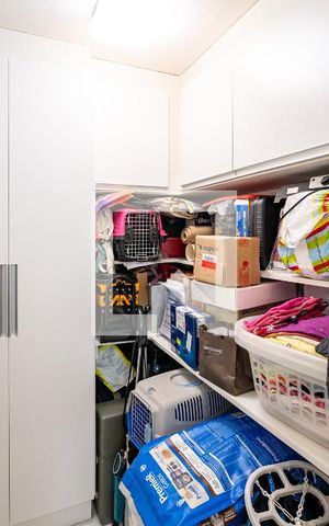 Apartamento à venda com 146m², 3 quartos e 2 vagas Apartamento à venda com 146m², 3 quartos e 2 vagasDispensa