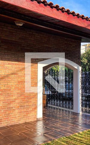 Casa à venda com 380m², 7 quartos e 3 vagasÁrea Externa