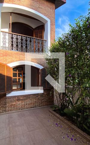 Casa à venda com 380m², 7 quartos e 3 vagasÁrea Externa