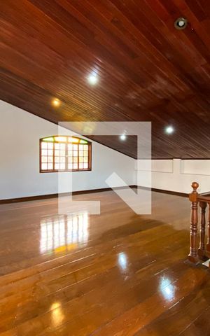 Casa à venda com 380m², 7 quartos e 3 vagasSalas