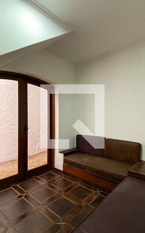 Casa à venda com 380m², 7 quartos e 3 vagasSalas