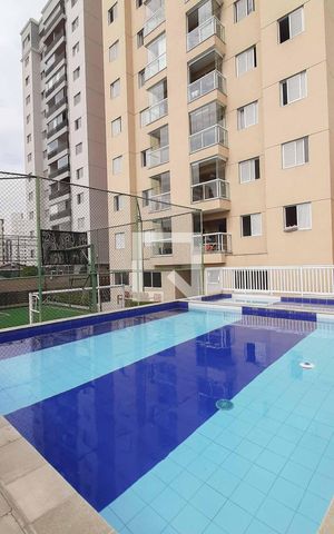Apartamento à venda com 137m², 2 quartos e 2 vagas Apartamento à venda com 137m², 2 quartos e 2 vagasÁrea comum - Piscina