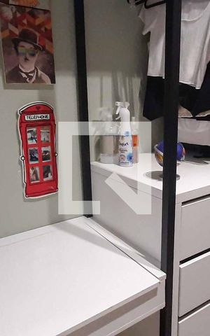 Apartamento à venda com 137m², 2 quartos e 2 vagas Apartamento à venda com 137m², 2 quartos e 2 vagasCloset