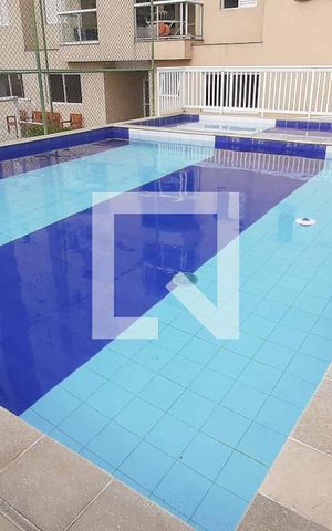 Apartamento à venda com 137m², 2 quartos e 2 vagas Apartamento à venda com 137m², 2 quartos e 2 vagasÁrea comum - Piscina