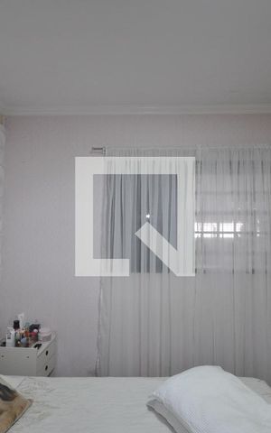 Casa à venda com 200m², 3 quartos e 2 vagasQuarto Suíte
