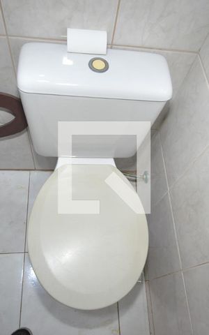 Casa à venda com 200m², 3 quartos e 2 vagasBanheiro de Serviço