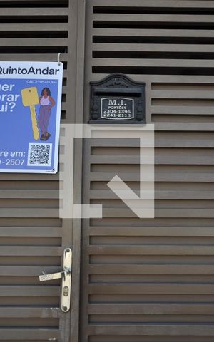 Casa à venda com 200m², 3 quartos e 2 vagasFachada