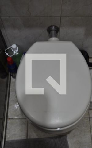 Casa à venda com 200m², 3 quartos e 2 vagasBanheiro do Quarto Suíte