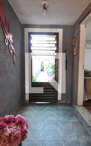 Casa à venda com 200m², 3 quartos e 2 vagasHall de entrada