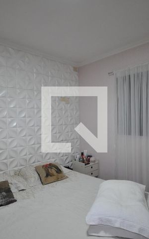 Casa à venda com 200m², 3 quartos e 2 vagasQuarto Suíte