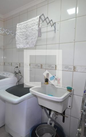 Casa à venda com 200m², 3 quartos e 2 vagasÁrea de Serviço