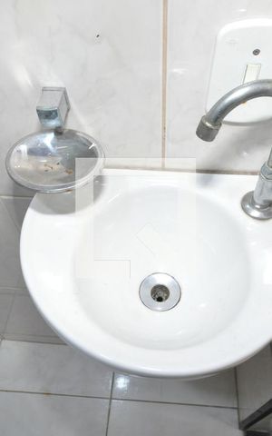 Casa à venda com 200m², 3 quartos e 2 vagasBanheiro de Serviço