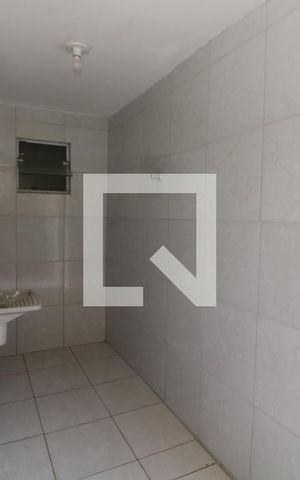 Casa para alugar com 40m², 1 quarto e sem vagaÁrea de Serviço