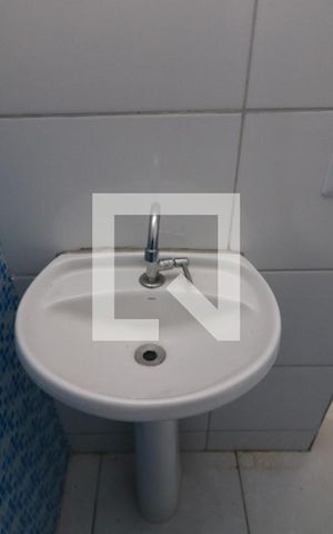 Casa para alugar com 40m², 1 quarto e sem vagaBanheiro