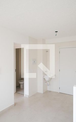 Apartamento à venda com 32m², 2 quartos e sem vaga Apartamento à venda com 32m², 2 quartos e sem vagaSala e Cozinha