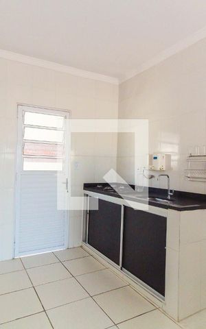 Apartamento para alugar com 47m², 2 quartos e 1 vaga Apartamento para alugar com 47m², 2 quartos e 1 vagaCozinha