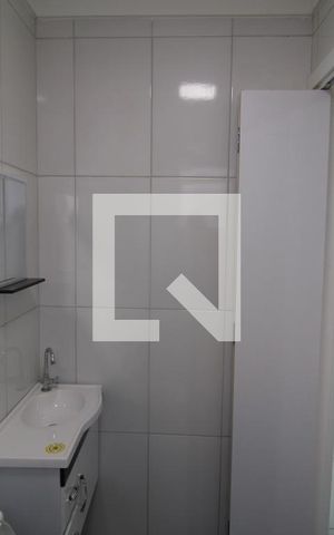 Apartamento para alugar com 50m², 2 quartos e sem vagaBanheiro