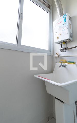 Apartamento à venda com 64m², 2 quartos e 1 vagaÁrea de Serviço