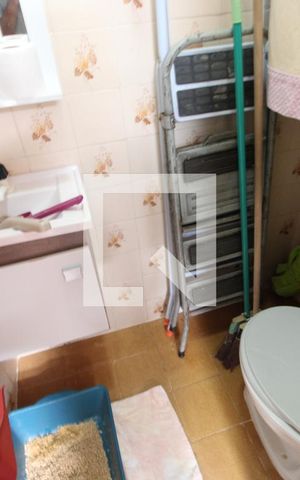Apartamento à venda com 79m², 2 quartos e 1 vagaBanheiro de serviço