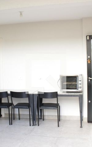 Apartamento para alugar com 131m², 1 quarto e 1 vagaGarden e Cozinha e Área de Serviço e Banheiro de Serviço