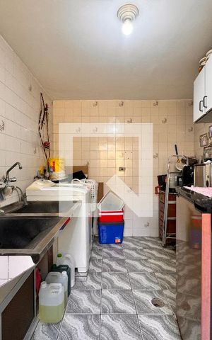 Casa à venda com 224m², 3 quartos e 2 vagas Casa à venda com 224m², 3 quartos e 2 vagasLavanderia