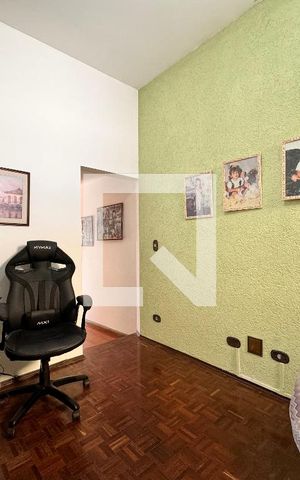 Casa à venda com 224m², 3 quartos e 2 vagas Casa à venda com 224m², 3 quartos e 2 vagasCorredor