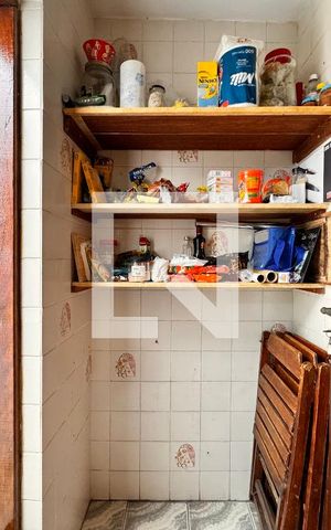 Casa à venda com 224m², 3 quartos e 2 vagas Casa à venda com 224m², 3 quartos e 2 vagasDeposito