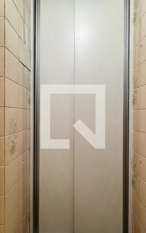 Casa à venda com 224m², 3 quartos e 2 vagas Casa à venda com 224m², 3 quartos e 2 vagasLavabo
