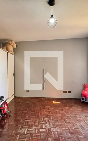 Casa à venda com 224m², 3 quartos e 2 vagas Casa à venda com 224m², 3 quartos e 2 vagasQuarto 2