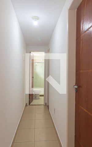 Casa de condomínio para alugar com 80m², 2 quartos e 1 vaga Casa de condomínio para alugar com 80m², 2 quartos e 1 vagaCorredor