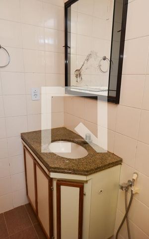 Apartamento à venda com 95m², 3 quartos e 2 vagas Apartamento à venda com 95m², 3 quartos e 2 vagasBanheiro