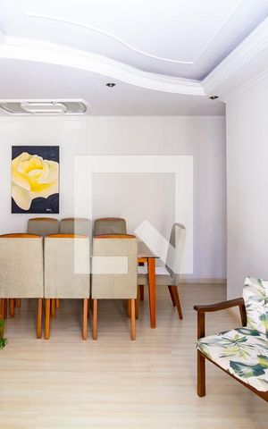 Apartamento à venda com 67m², 3 quartos e 1 vaga Apartamento à venda com 67m², 3 quartos e 1 vagaSala