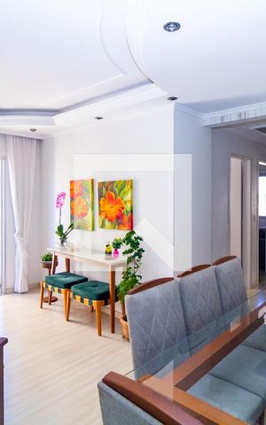 Apartamento à venda com 67m², 3 quartos e 1 vaga Apartamento à venda com 67m², 3 quartos e 1 vagaSala